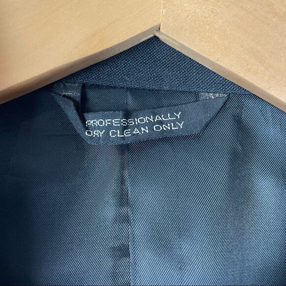 Black Blazer Gold Buttons & Detail Women Small to Medium - Picture 9 of 12